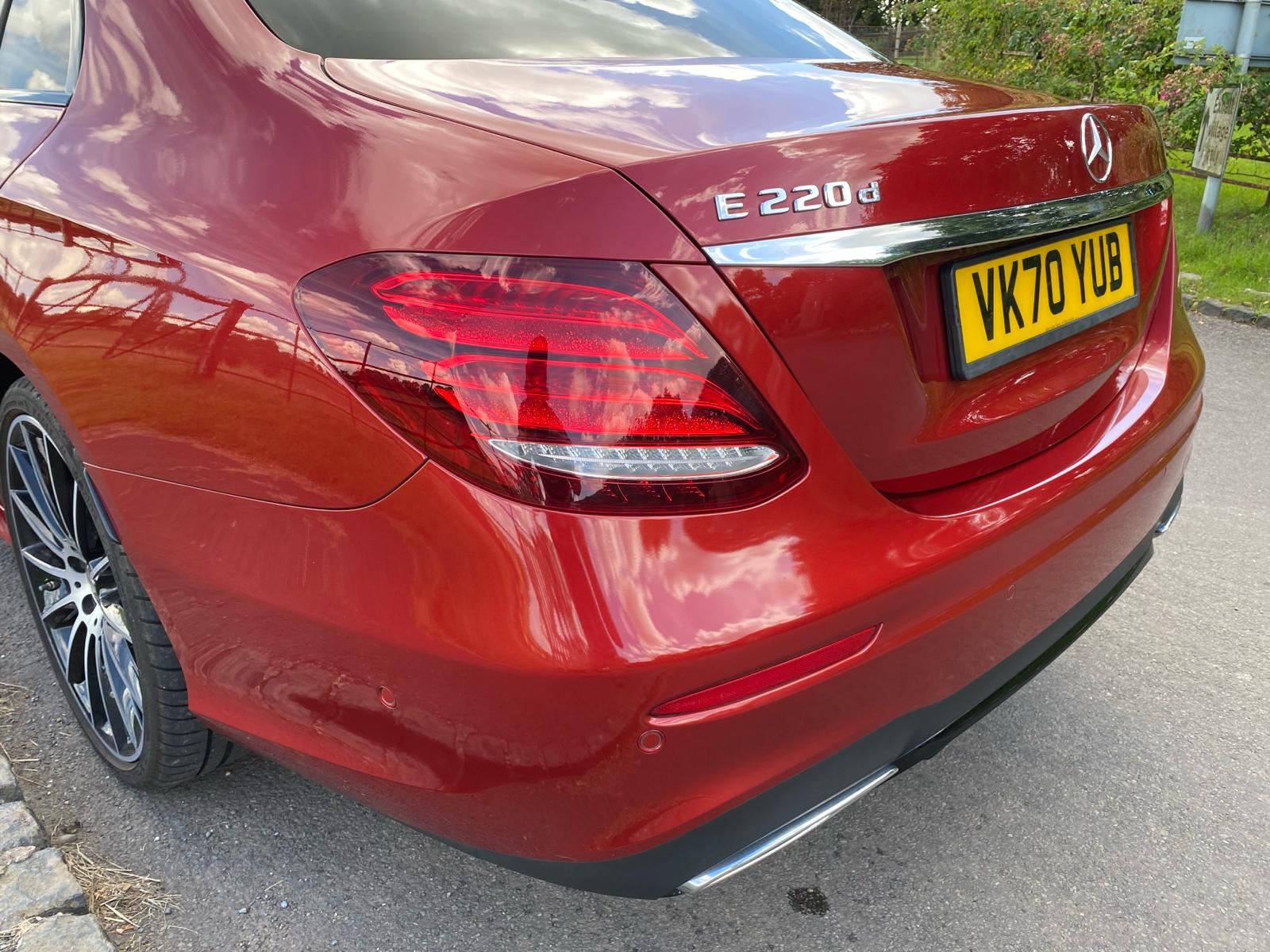 Mercedes Benz E220D AMG Line Night Edition (Premium plus)