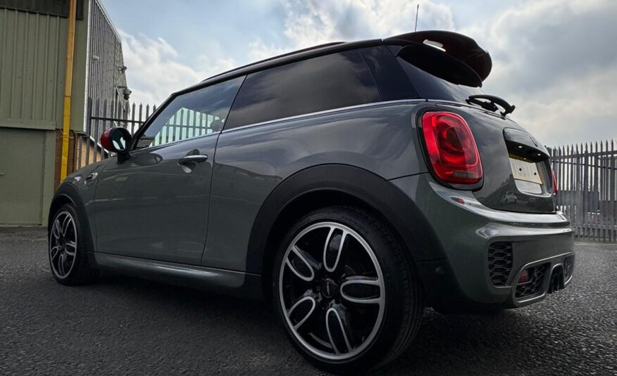 MINI Hatch 2.0 John Cooper Works