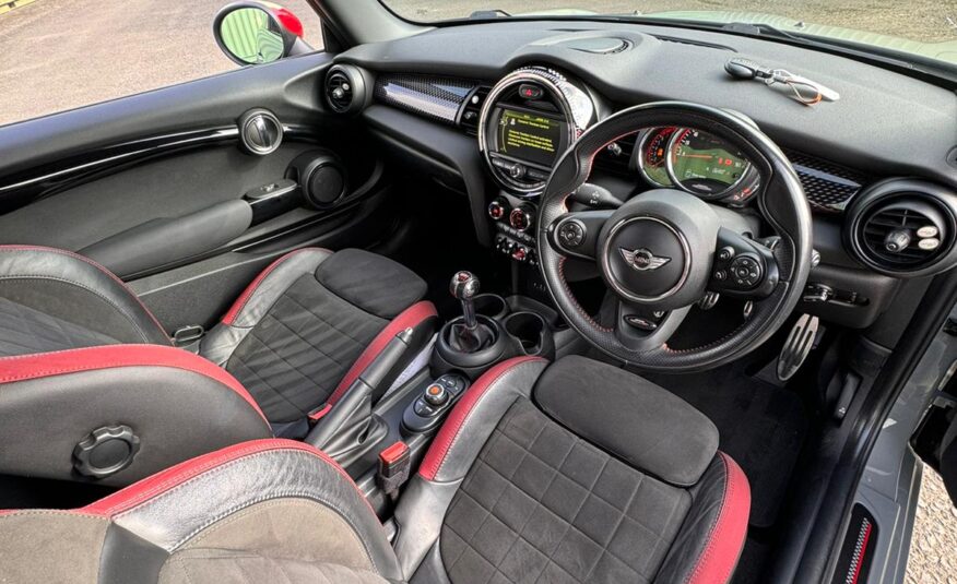 MINI Hatch 2.0 John Cooper Works