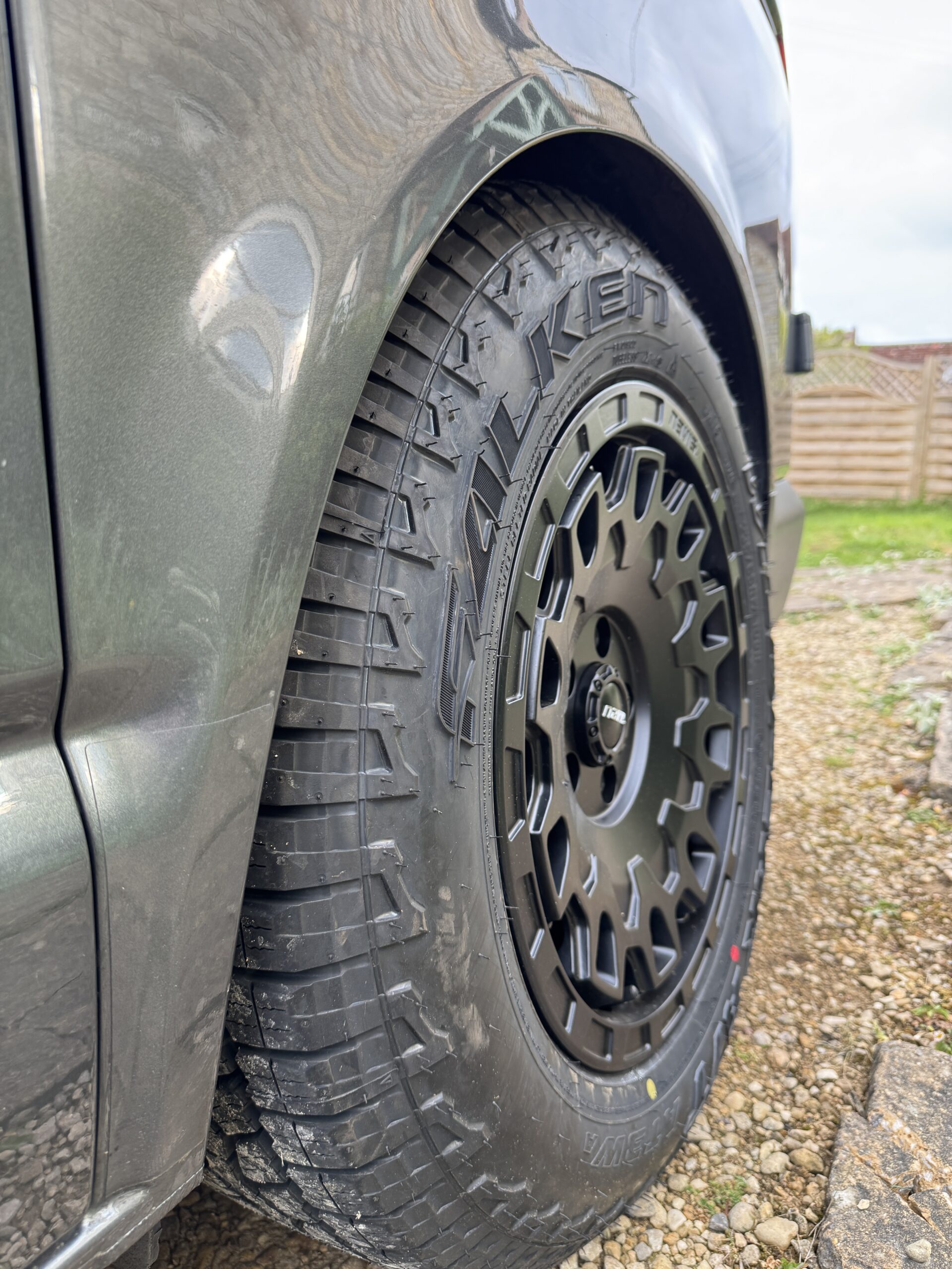 Volkswagen T6.1 Campervan Trek Edition (Stealth)