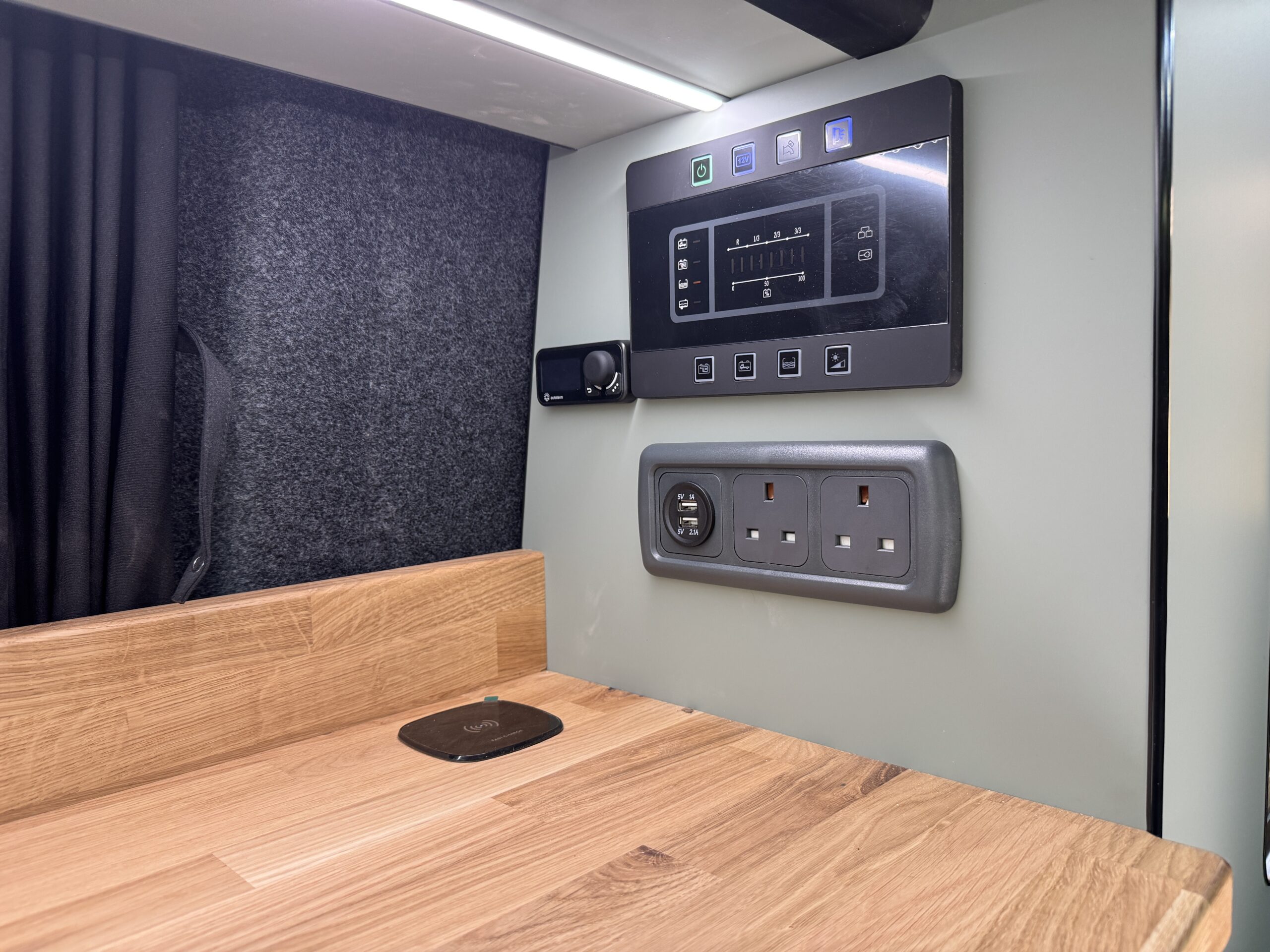 Volkswagen T6.1 Campervan Trek Edition (Stealth)