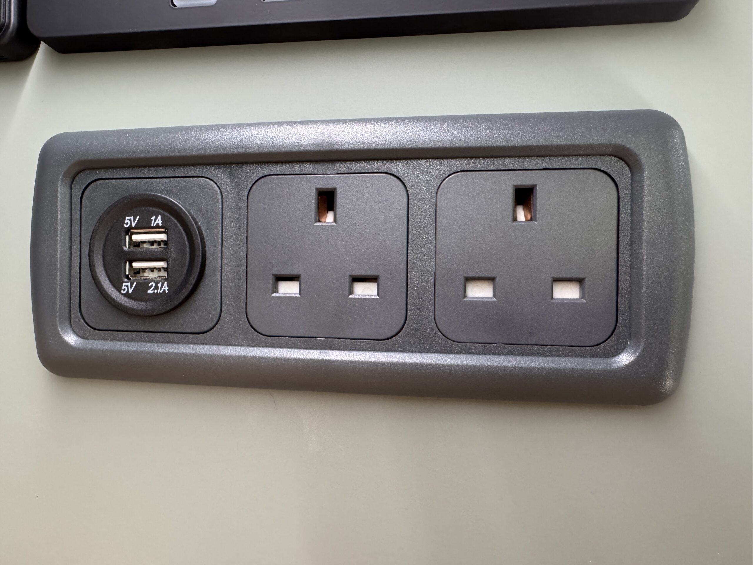 Volkswagen T6.1 Campervan Trek Edition (Stealth)