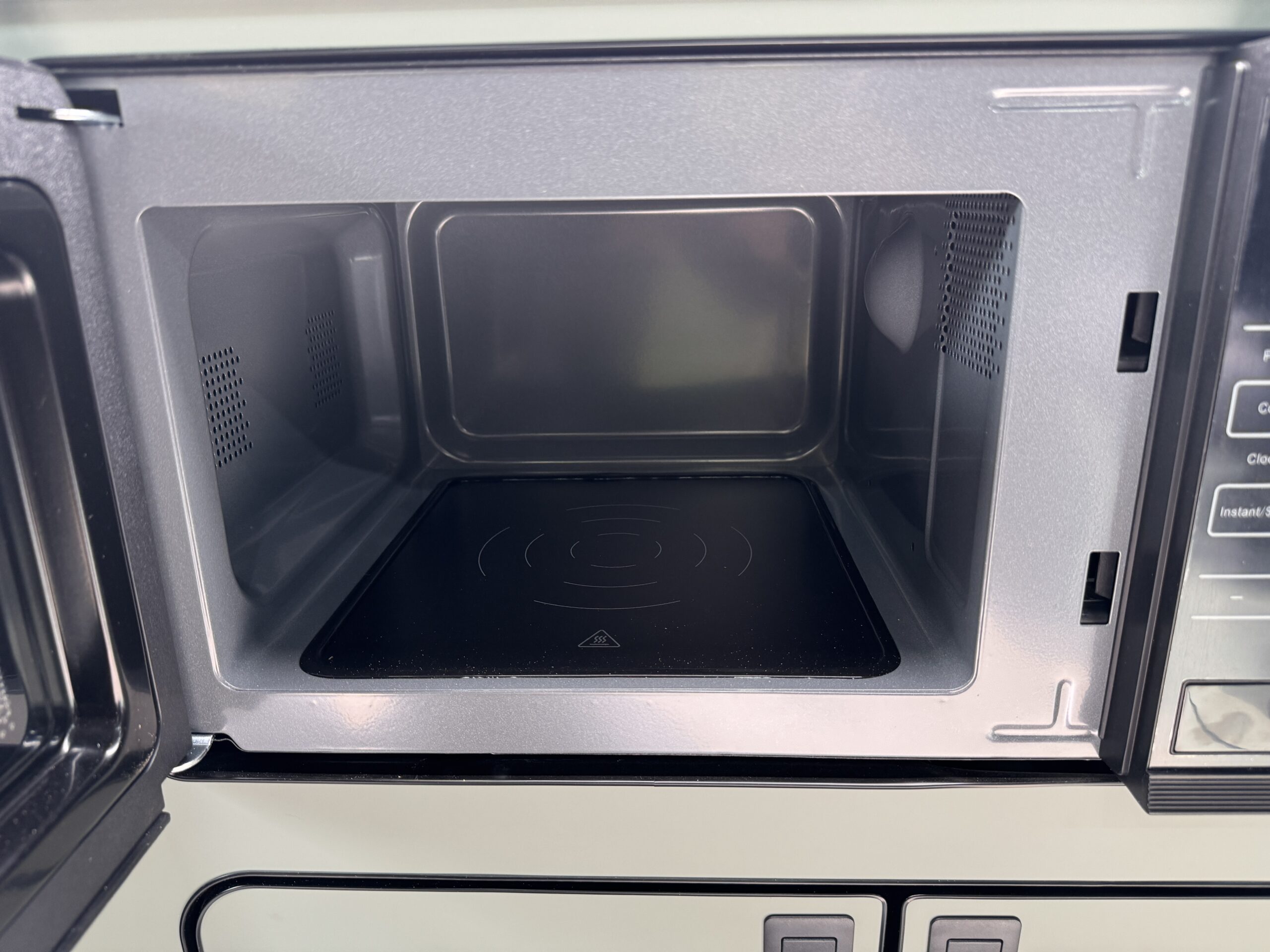 Volkswagen T6.1 Campervan Trek Edition (Stealth)