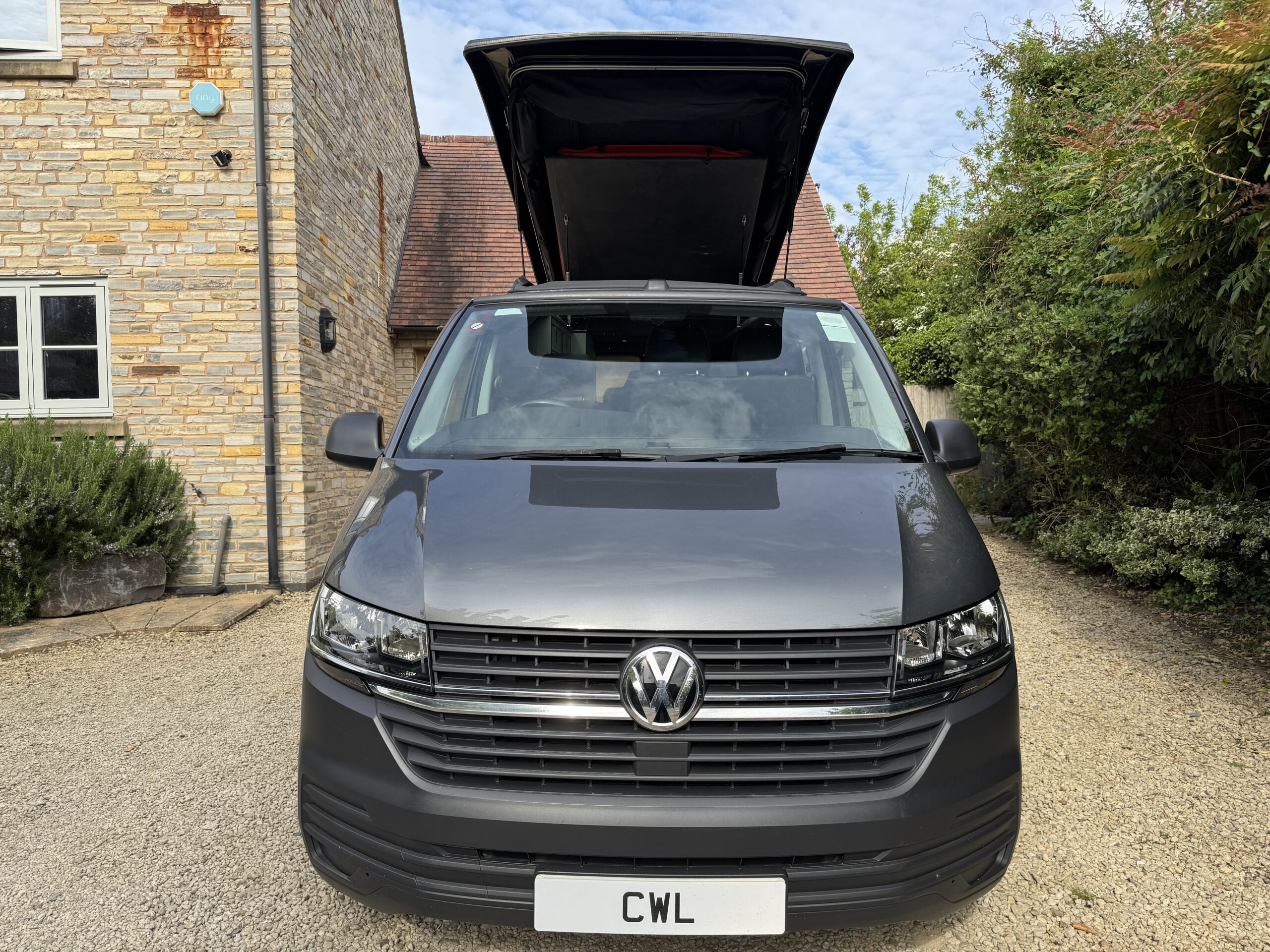 Volkswagen T6.1 Campervan Trek Edition (Stealth)