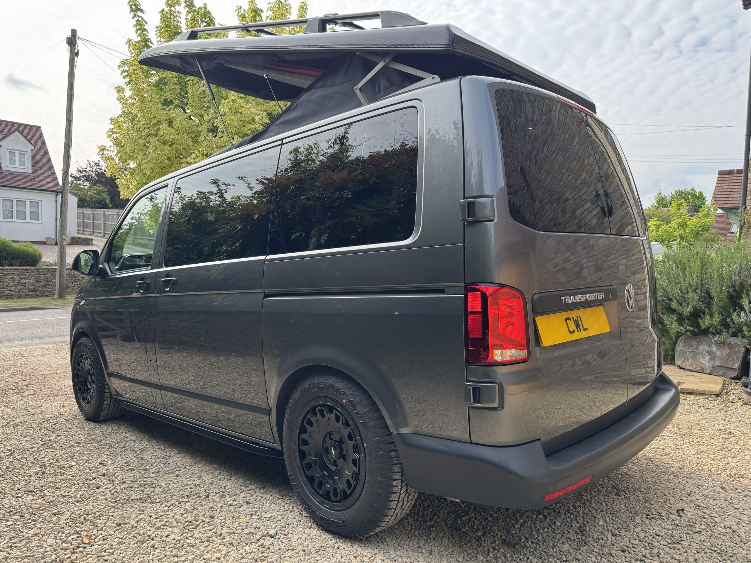 Volkswagen T6.1 Campervan Trek Edition (Stealth)
