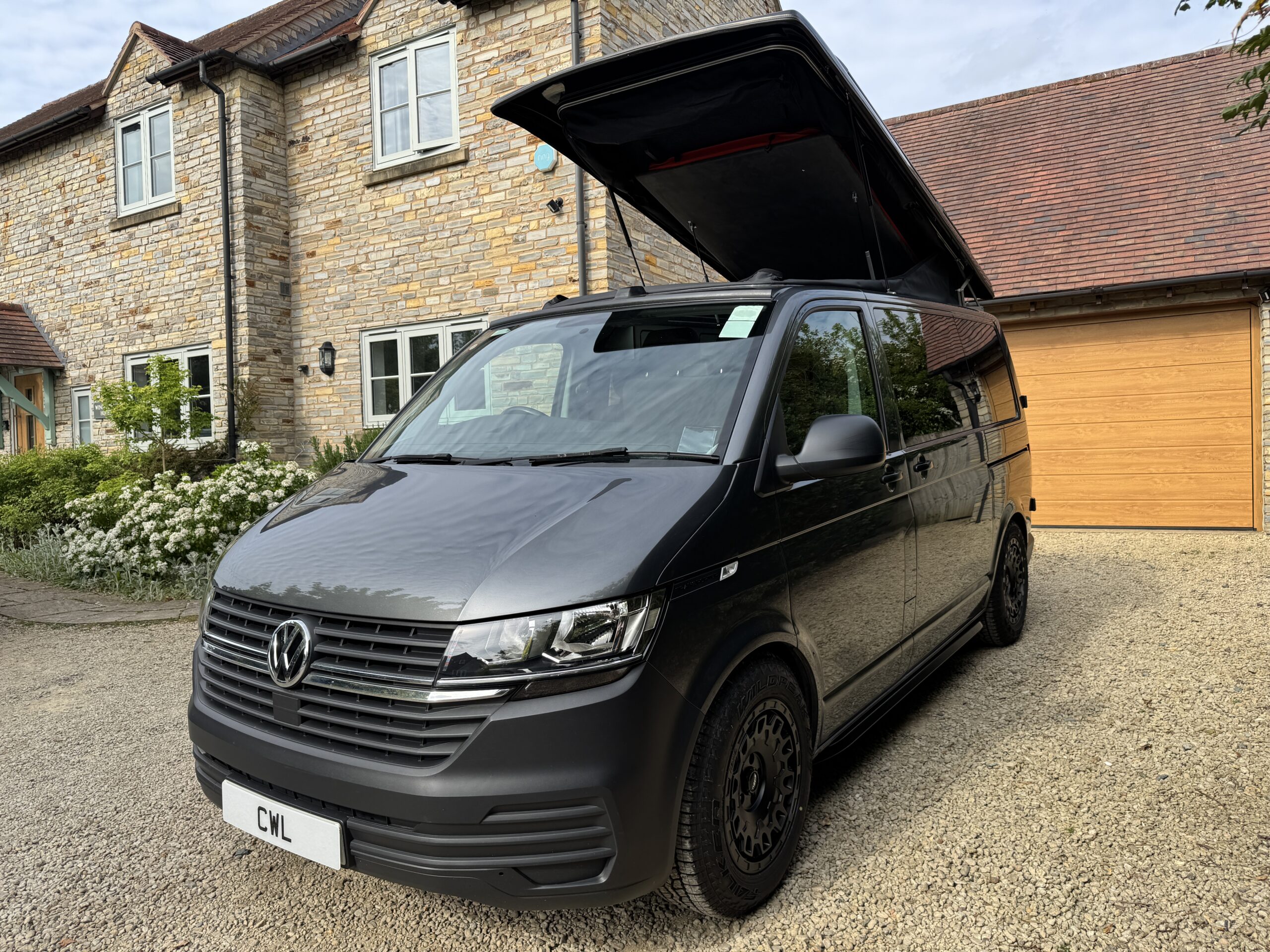 Volkswagen T6.1 Campervan Trek Edition (Stealth)
