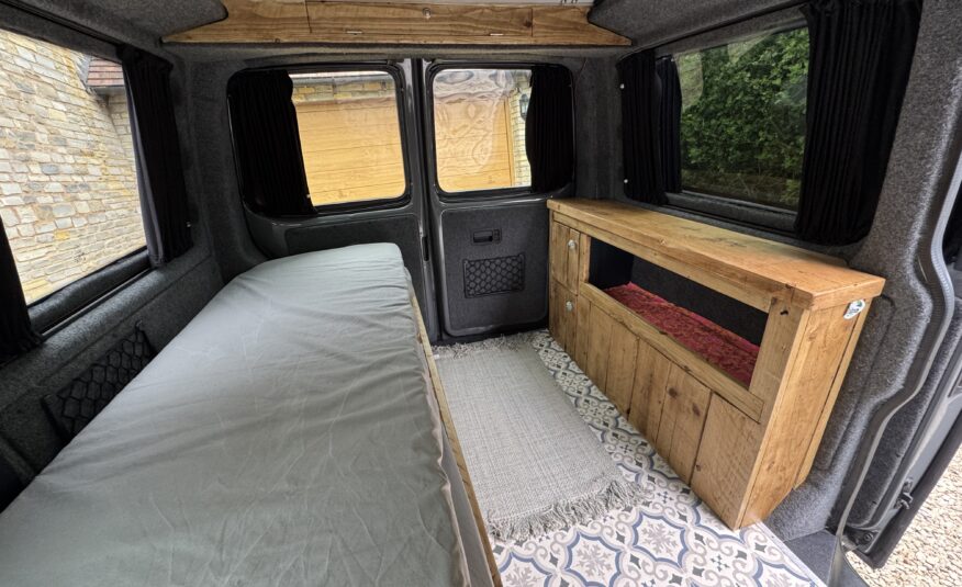 Volkswagen T5 Campervan