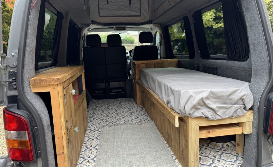 Volkswagen T5 Campervan