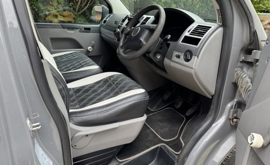 Volkswagen T5 Campervan