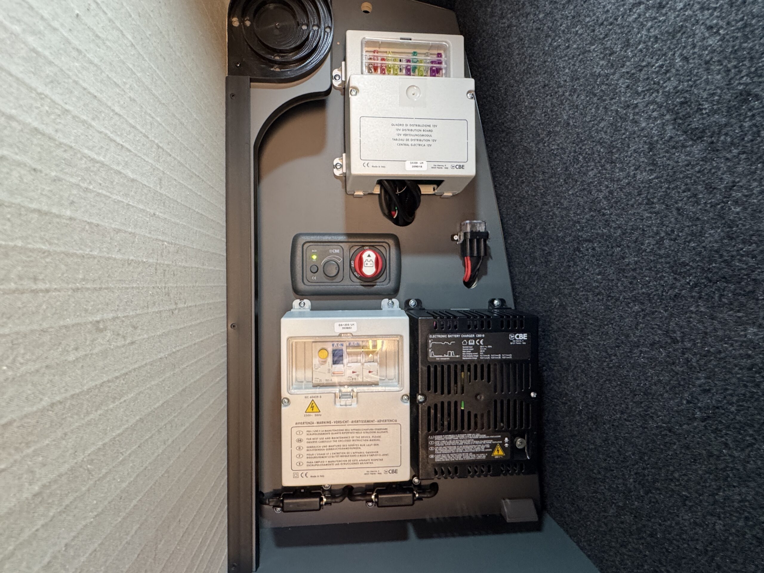 Volkswagen T6.1 Campervan Trek Edition (Roxanne)