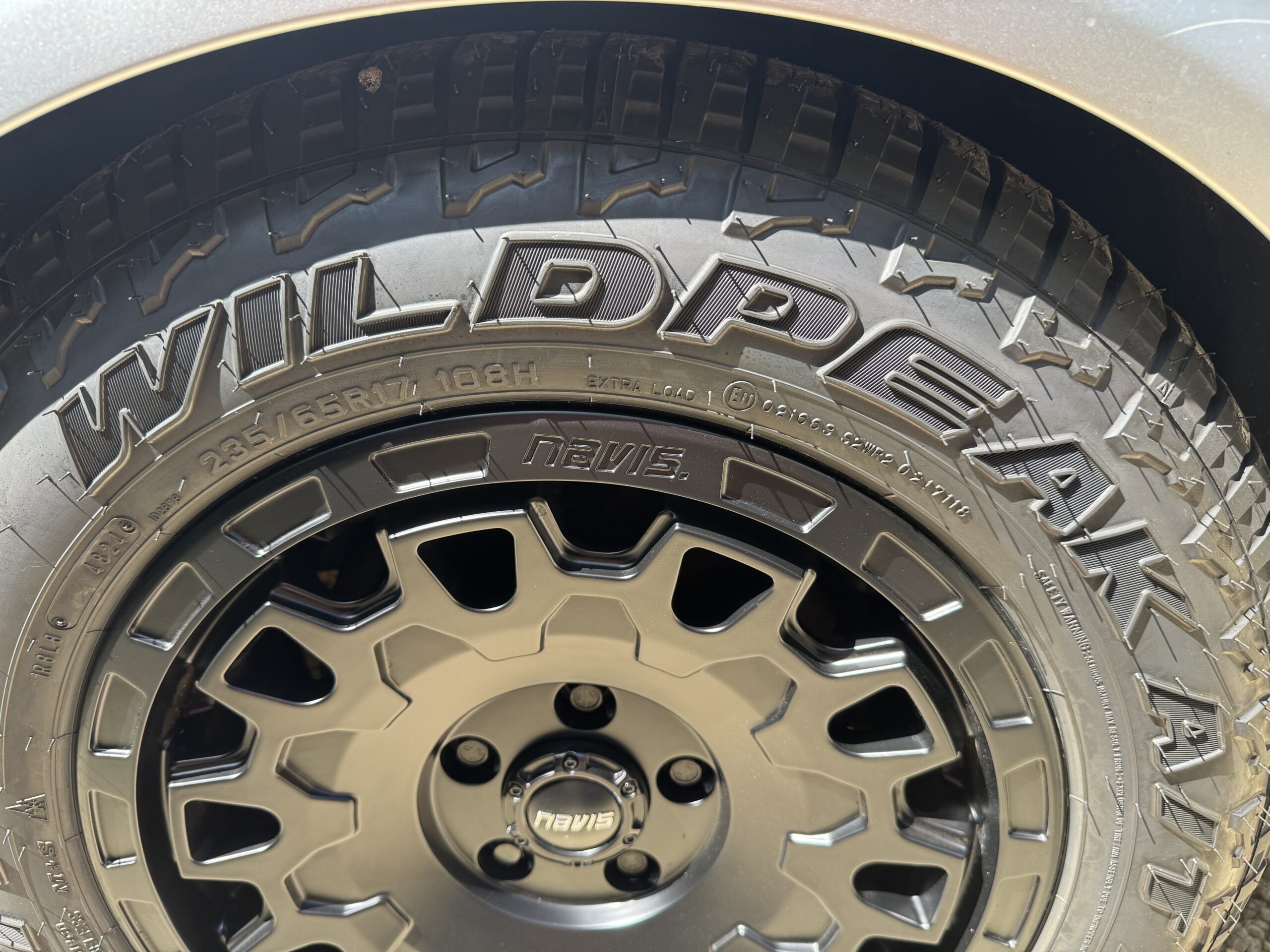 Volkswagen T6.1 Campervan Trek Edition (Silver Star)