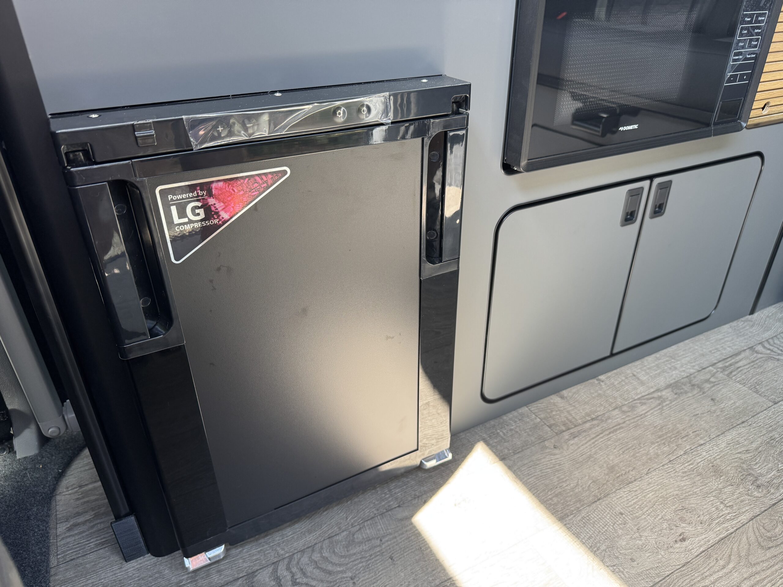 Volkswagen T6.1 Campervan Trek Edition (Silver Star)