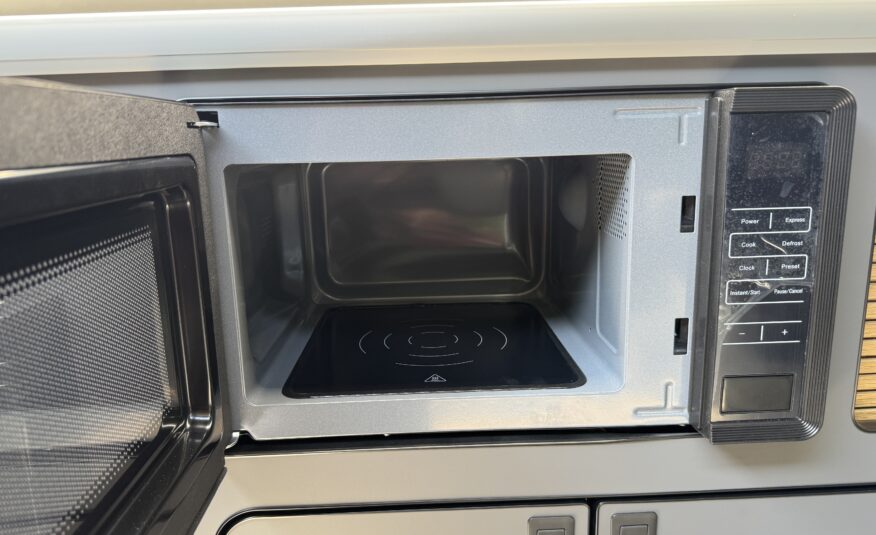 Volkswagen T6.1 Campervan Trek Edition (Silver Star)
