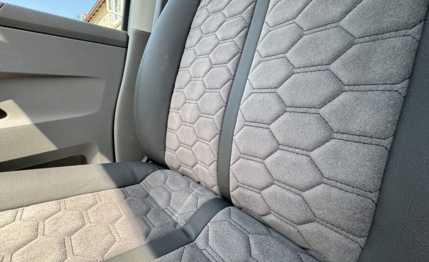 Volkswagen T6.1 Campervan Trek Edition (Silver Star)