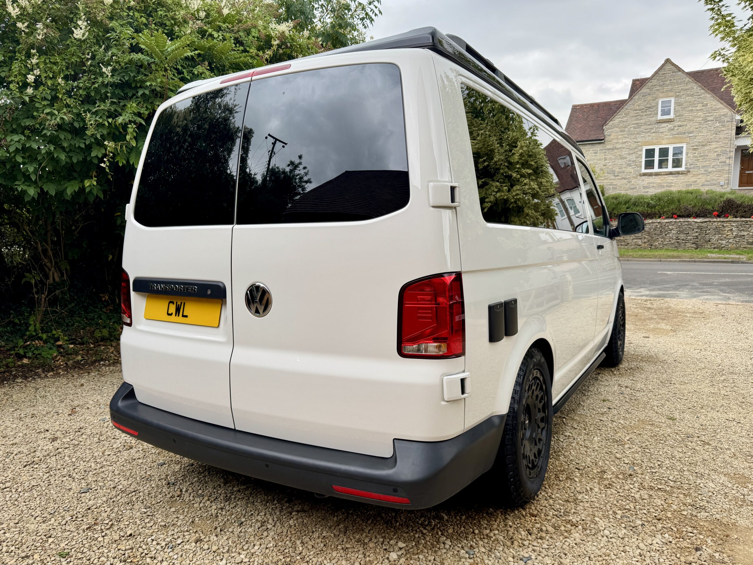 Volkswagen T6.1 Campervan Trek Edition (Apollo)