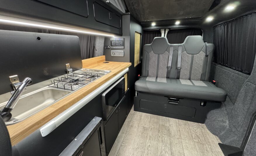 Volkswagen T6.1 Campervan Trek Edition (Orca)