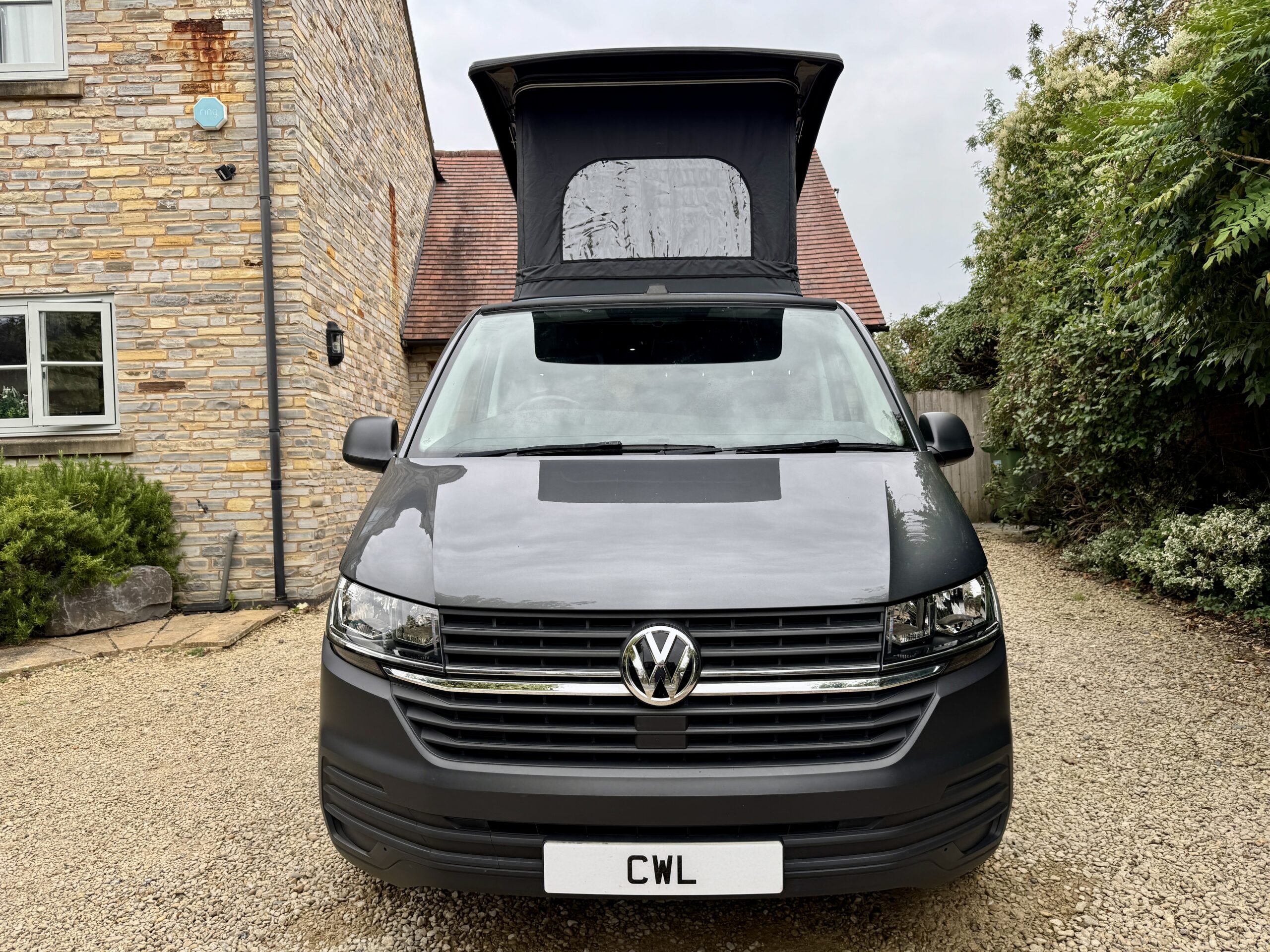 Volkswagen T6.1 Campervan Trek Edition – Coral Pink (Storm)