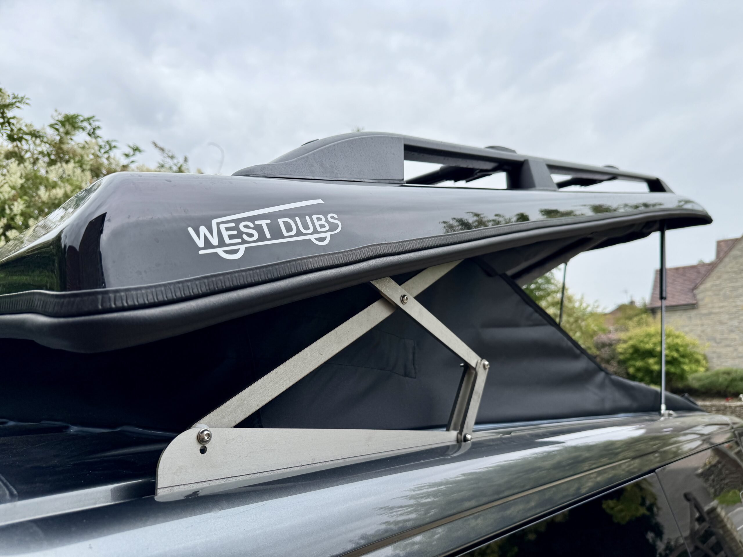 Volkswagen T6.1 Campervan Trek Edition – Coral Pink (Storm)