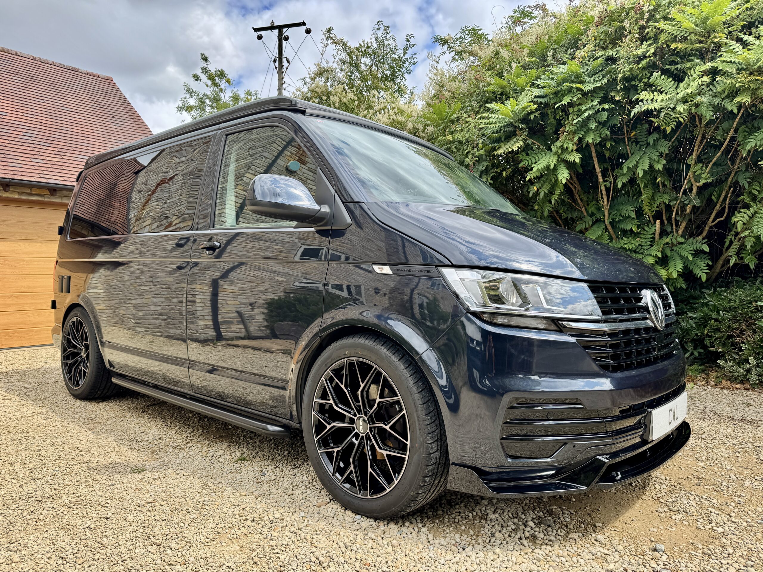 Volkswagen T6.1 Campervan Autograph Edition (Starlight)