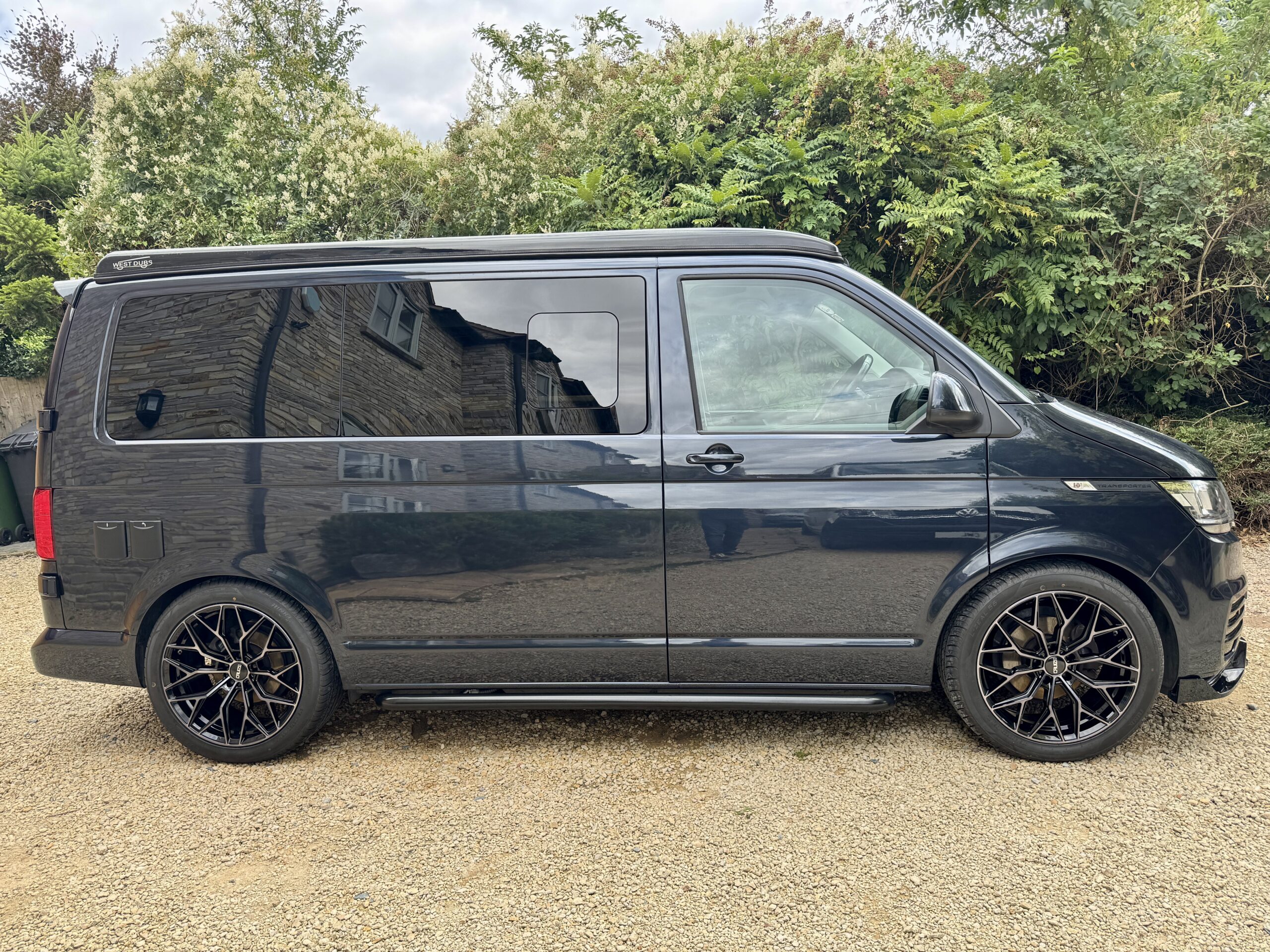 Volkswagen T6.1 Campervan Autograph Edition (Starlight)