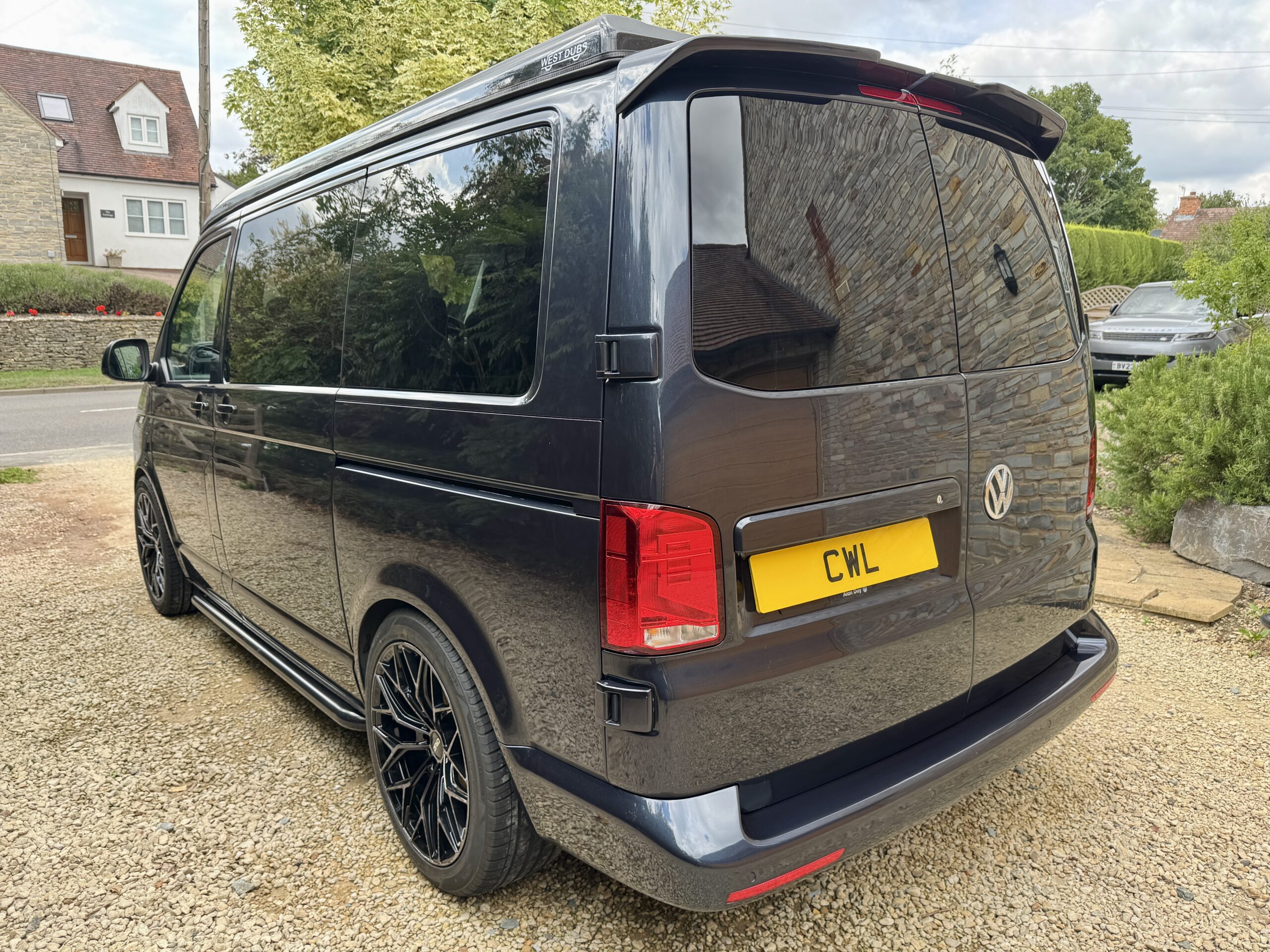 Volkswagen T6.1 Campervan Autograph Edition (Starlight)