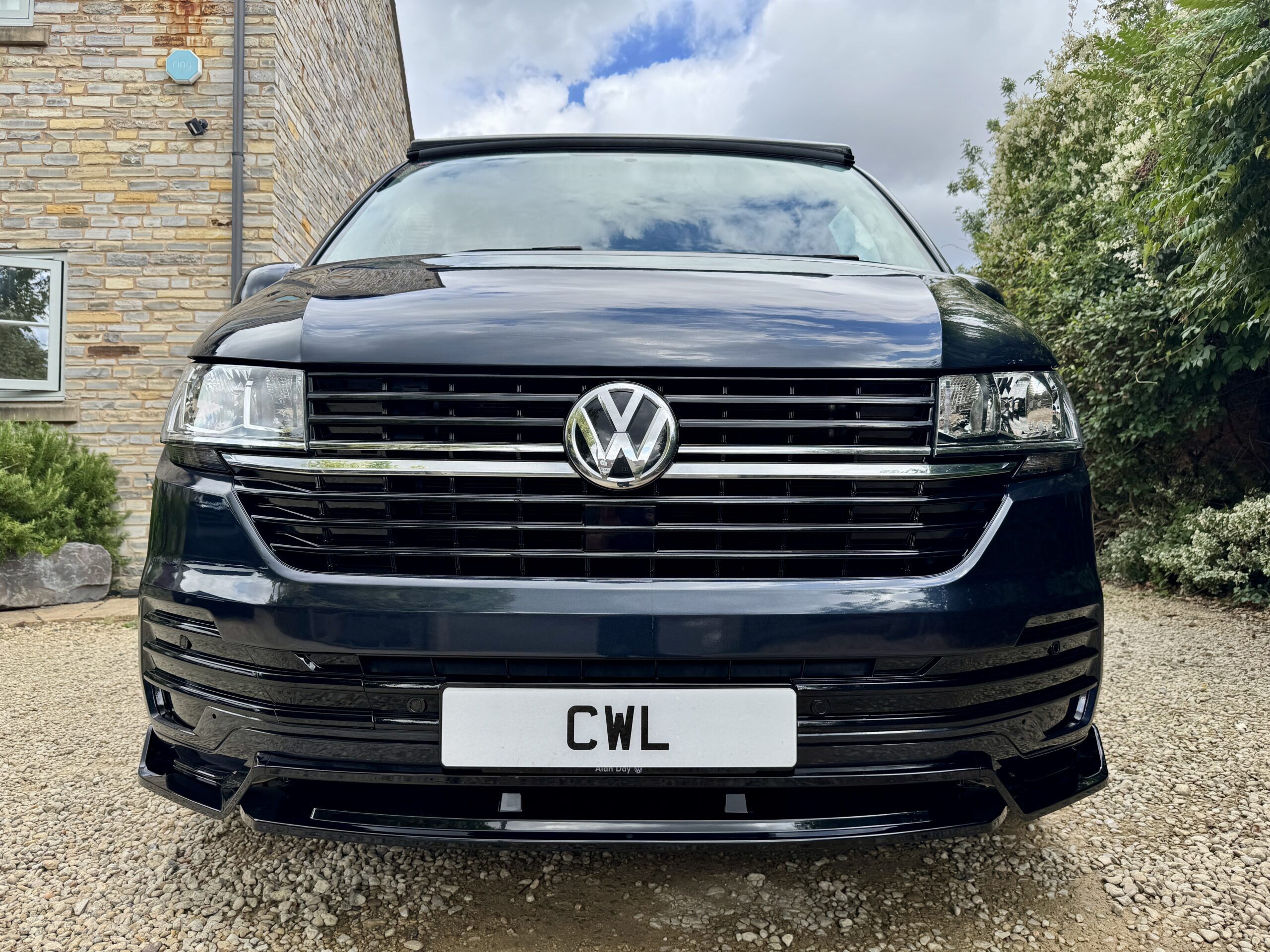 Volkswagen T6.1 Campervan Autograph Edition (Starlight)