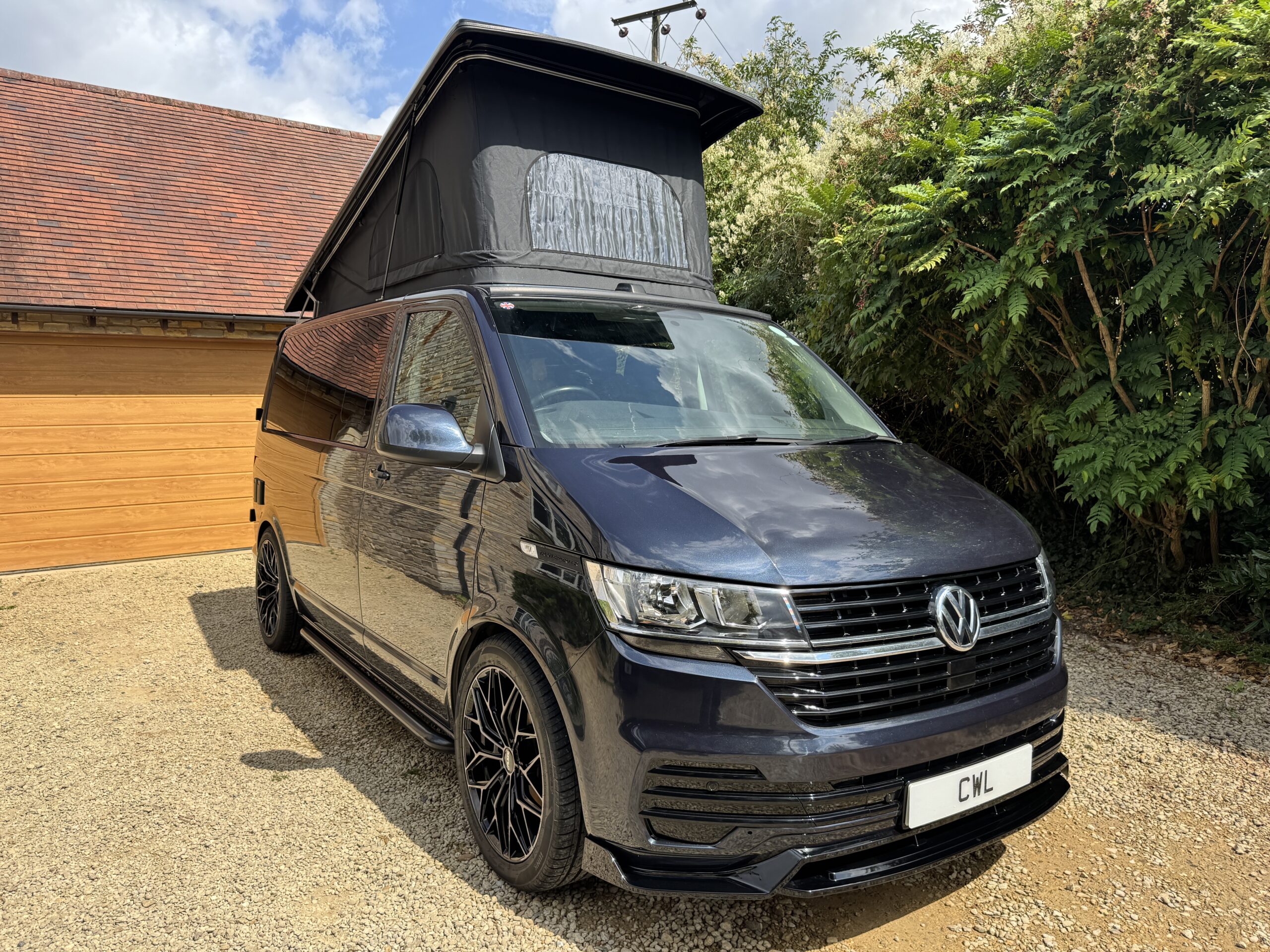 Volkswagen T6.1 Campervan Autograph Edition (Starlight)