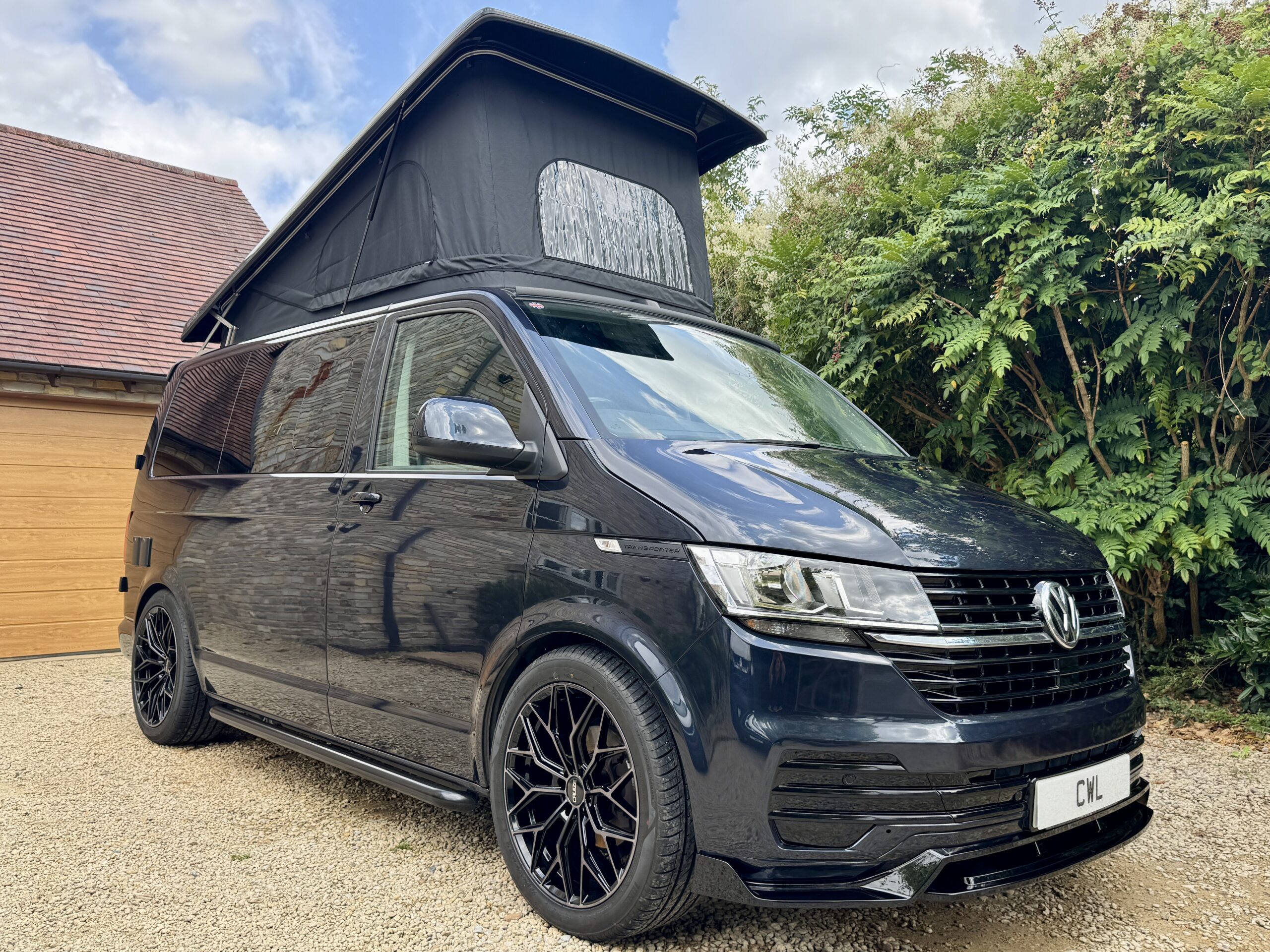 Volkswagen T6.1 Campervan Autograph Edition (Starlight)