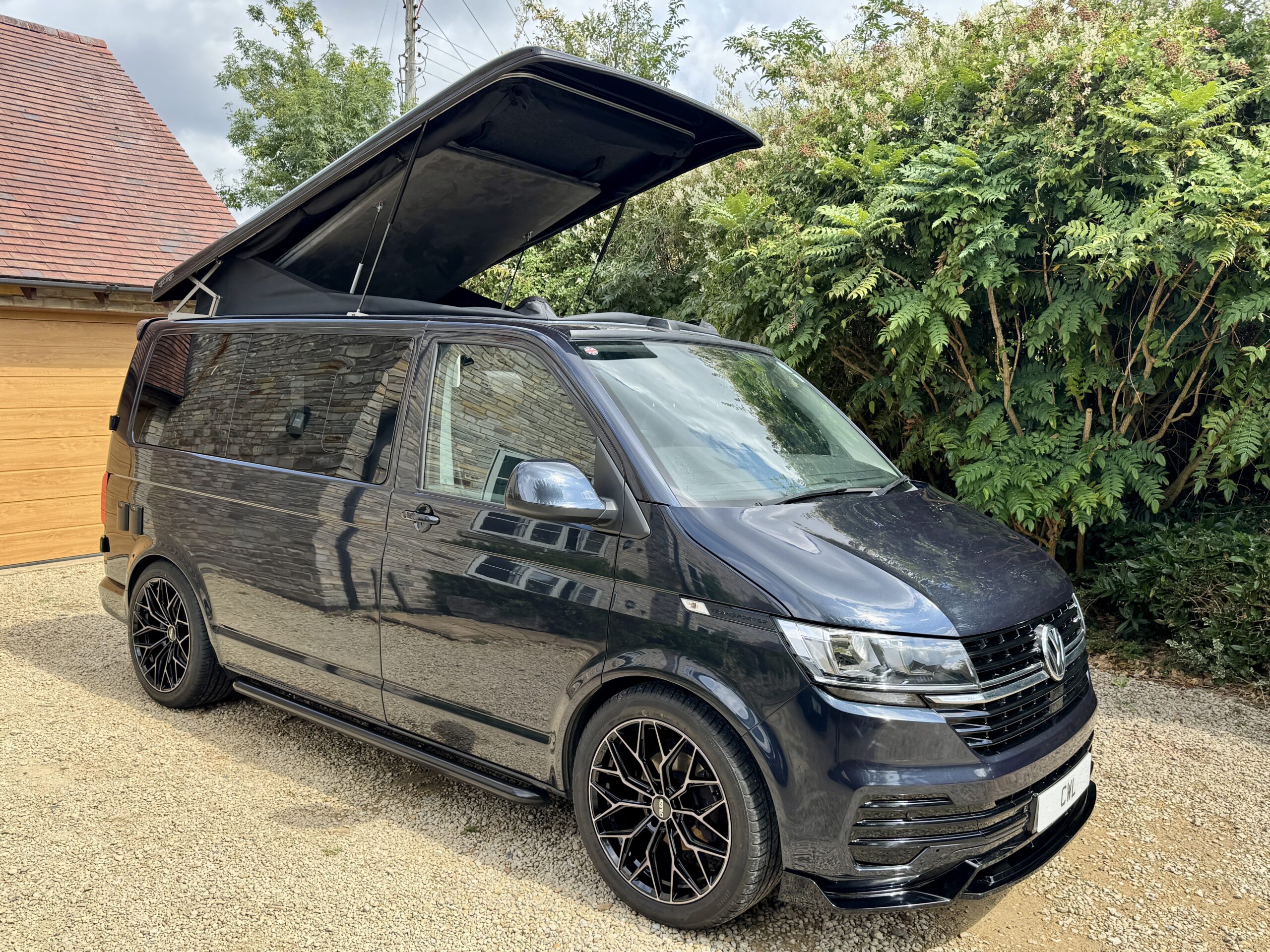 Volkswagen T6.1 Campervan Autograph Edition (Starlight)