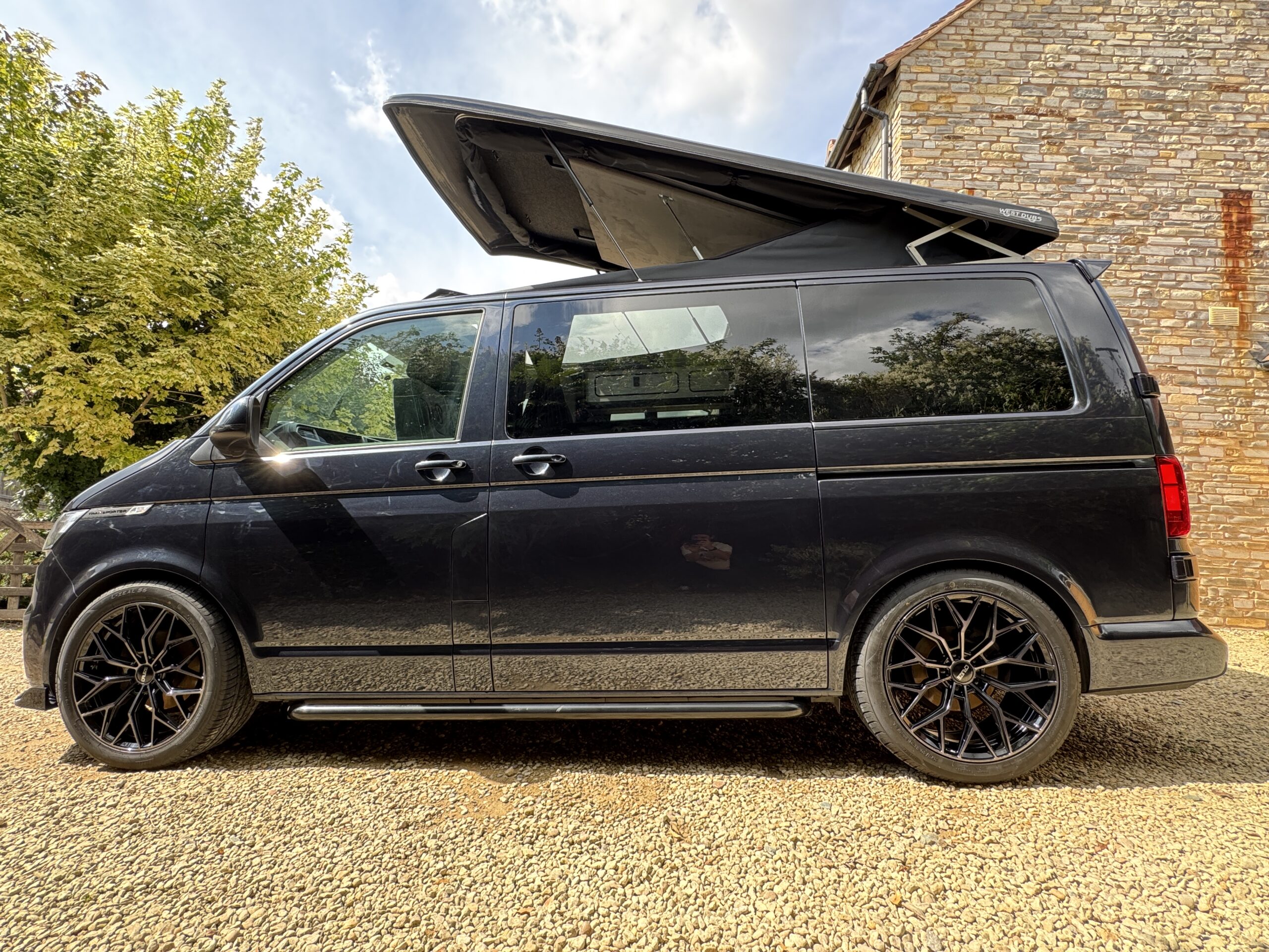 Volkswagen T6.1 Campervan Autograph Edition (Starlight)