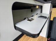 Volkswagen T6.1 Campervan Autograph Edition (Starlight)