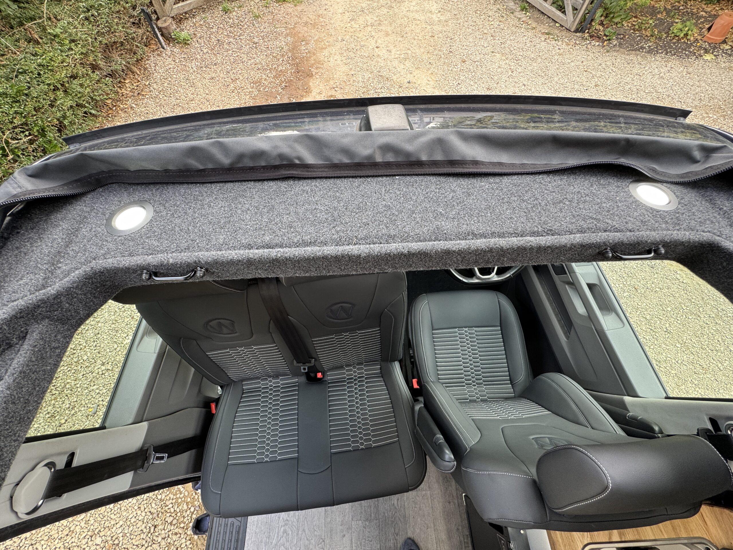 Volkswagen T6.1 Campervan Autograph Edition (Starlight)